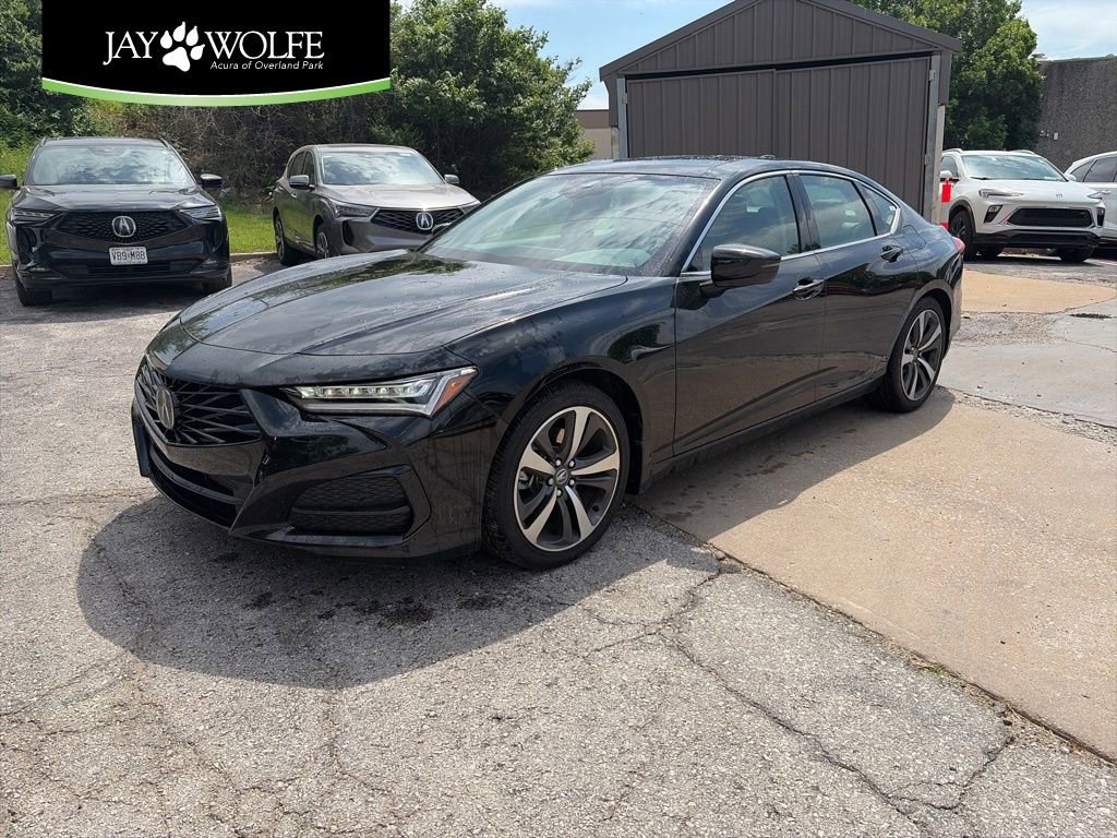 Used 2025 Acura TLX w/ Technology Package FWD image 1