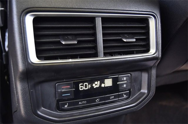 Used 2024 Volkswagen Atlas SEL Premium R-Line image 23