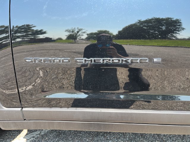 Used 2023 Jeep Grand Cherokee L Laredo AWD/4WD image 40