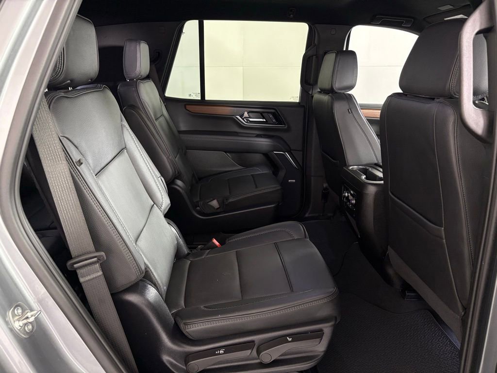 Used 2025 GMC Yukon Denali image 47