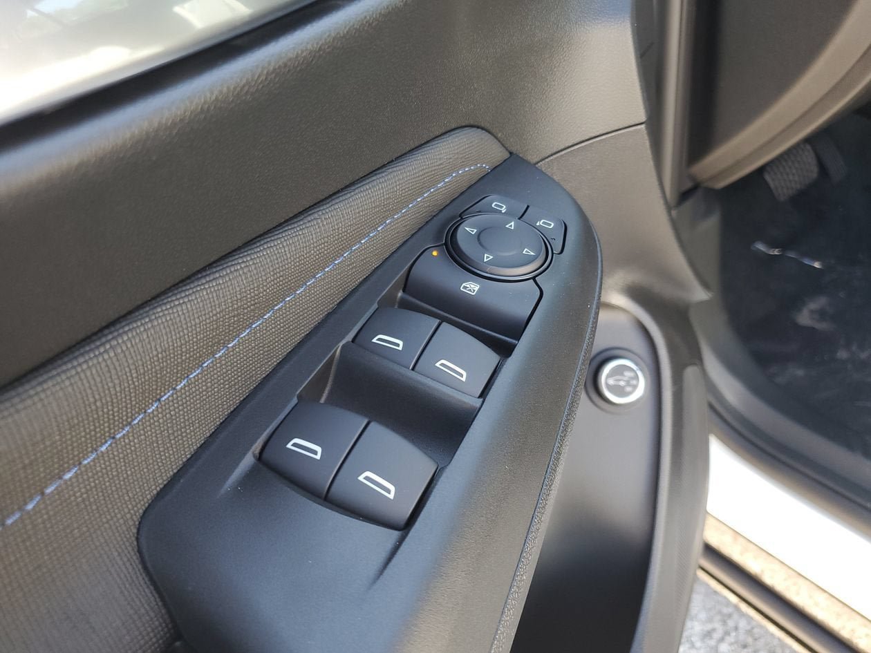 New 2026 Buick Envista Sport Touring w/ Convenience I Package FWD image 17