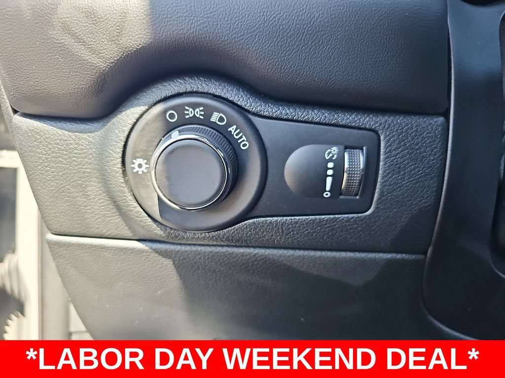 Used 2024 Dodge Durango GT AWD/4WD image 28