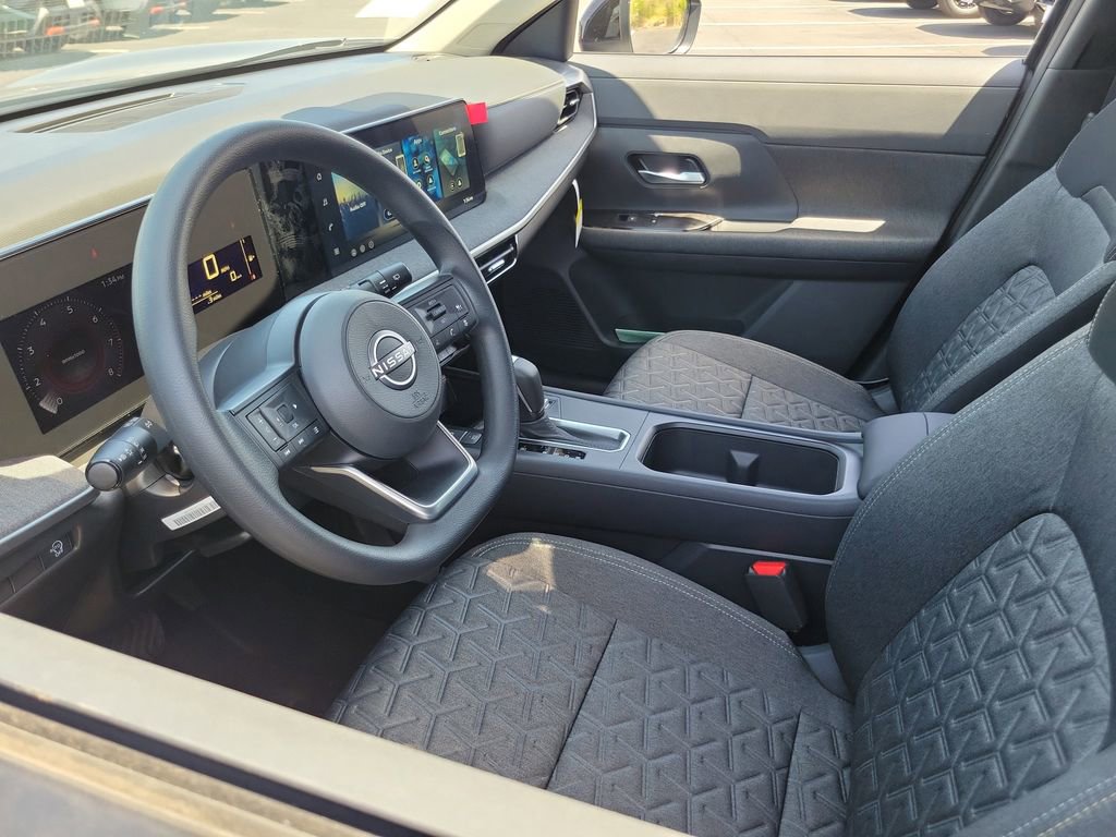 New 2026 Nissan Kicks SV w/ Charging Package FWD image 9