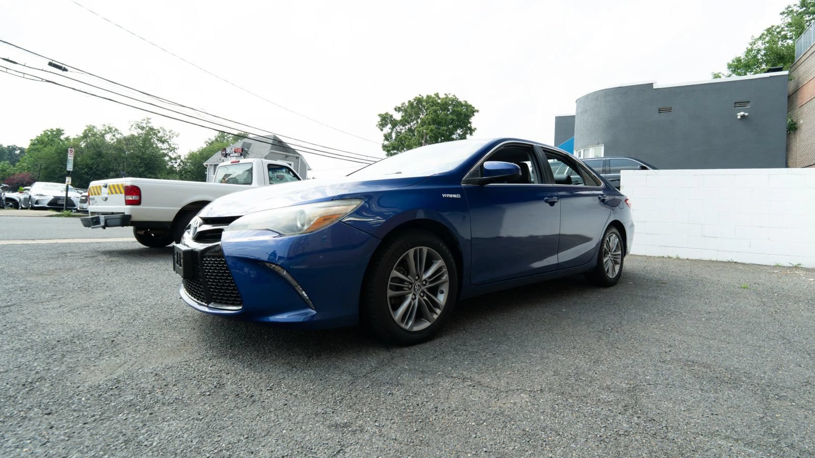 Used 2016 Toyota Camry SE FWD image 8