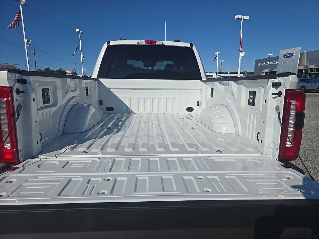 New 2026 Ford F250 Lariat image 25