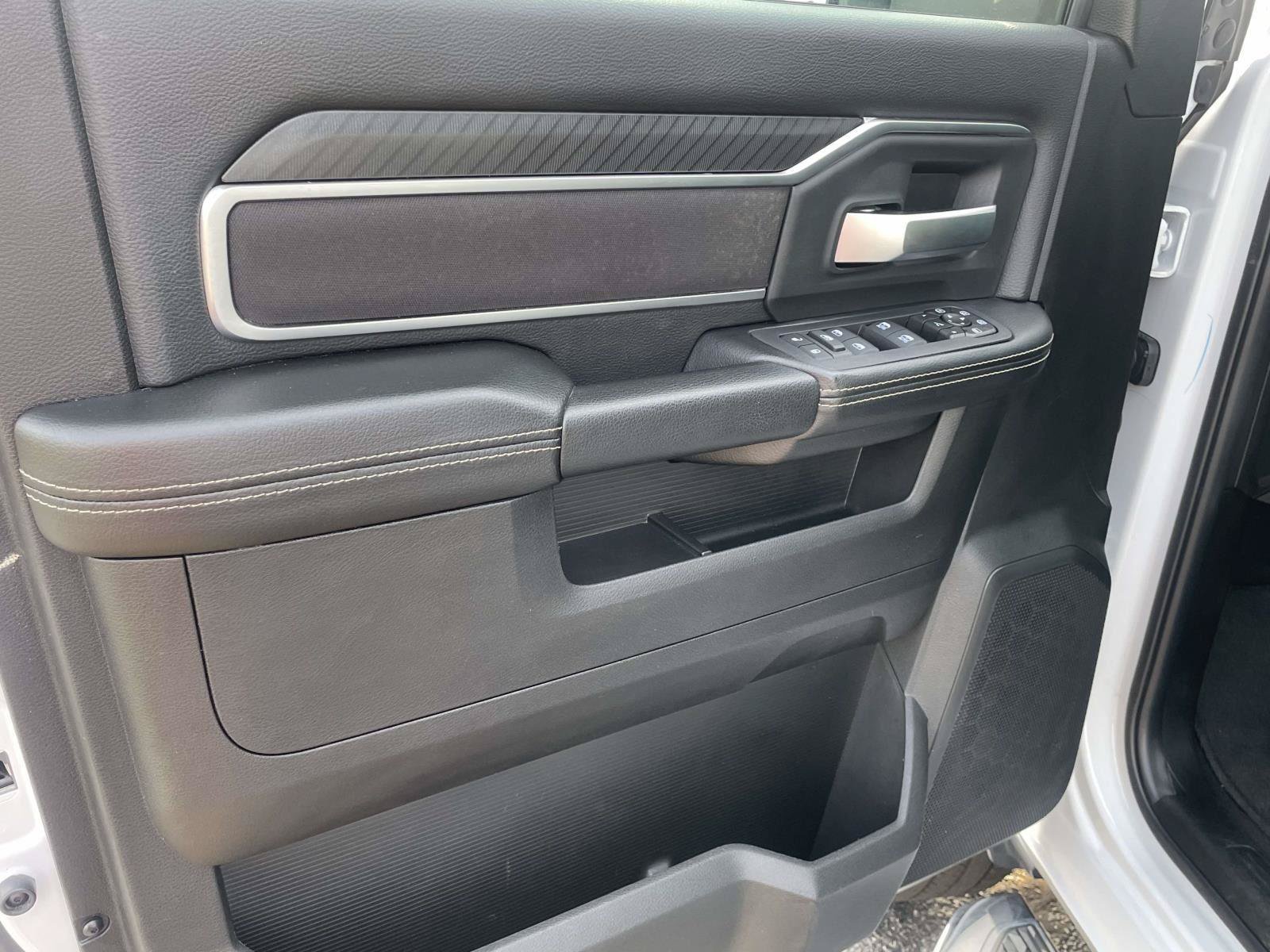 Certified 2026 RAM 2500 Big Horn AWD/4WD image 18
