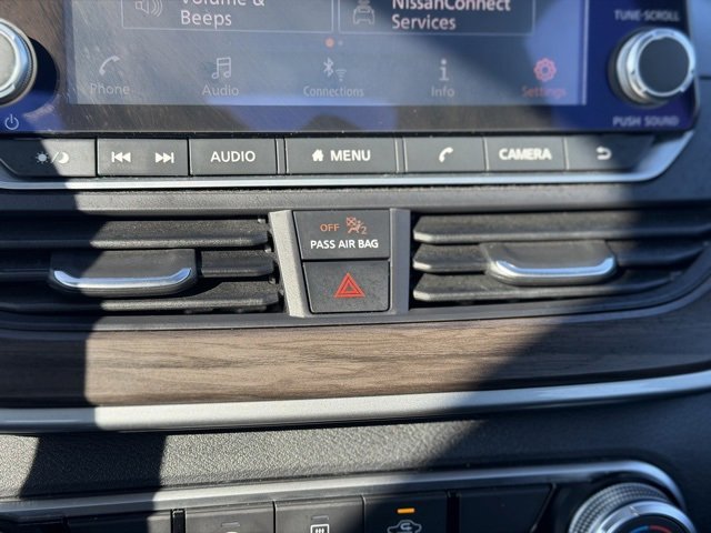 Used 2025 Nissan Altima 2.5 SV image 31