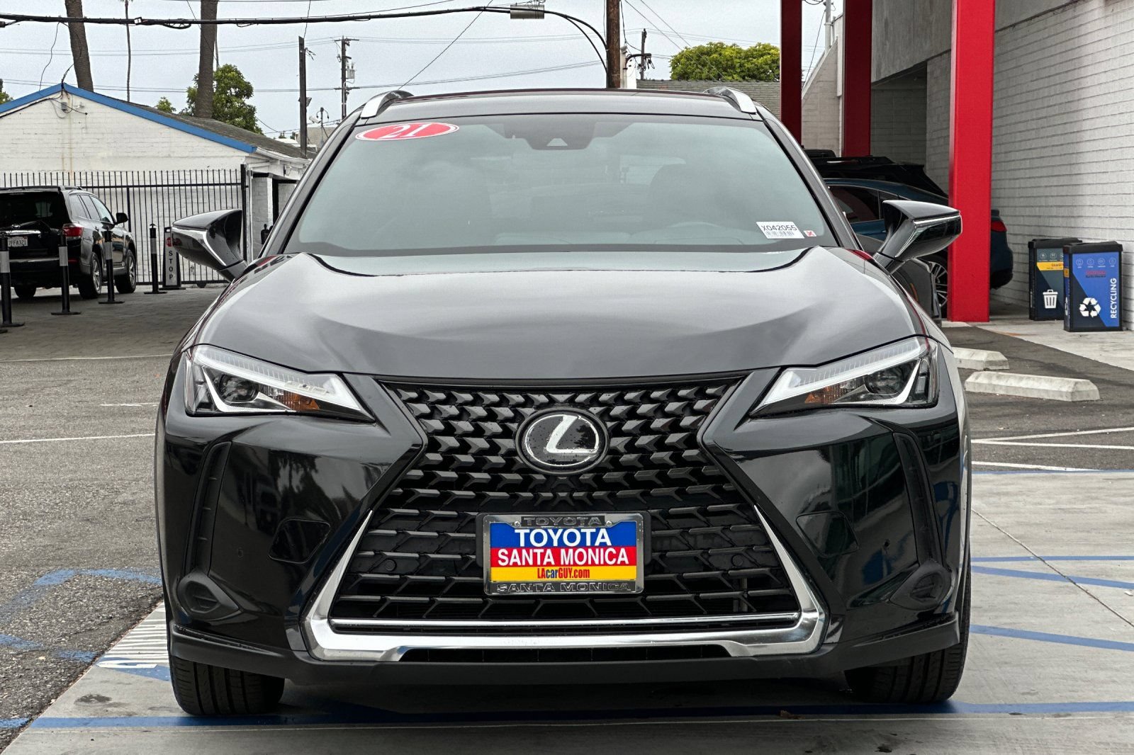 Used 2021 Lexus UX 200 w/ Accessory Package (Z2) FWD image 9
