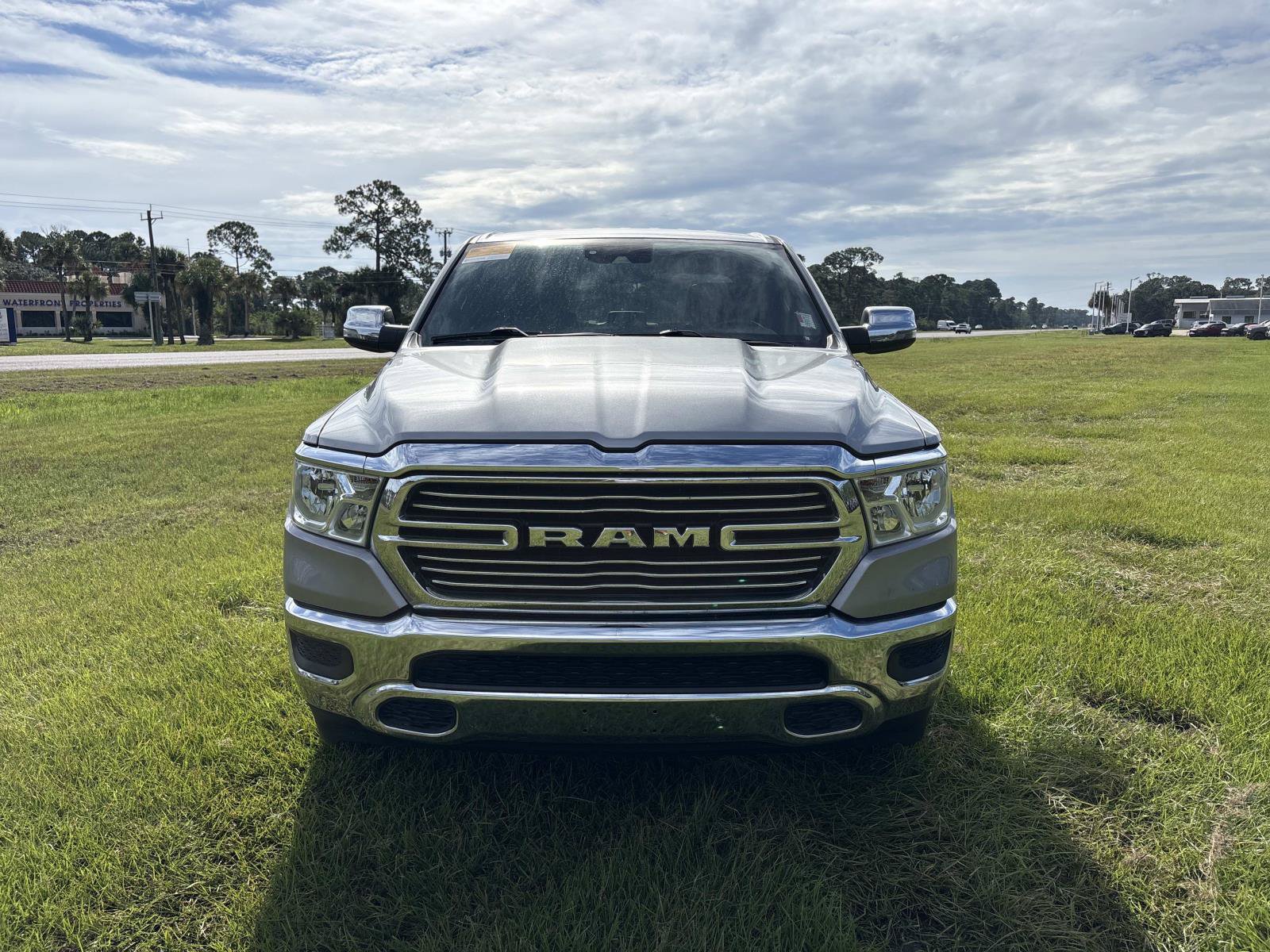 Certified 2024 RAM 1500 Laramie RWD image 8