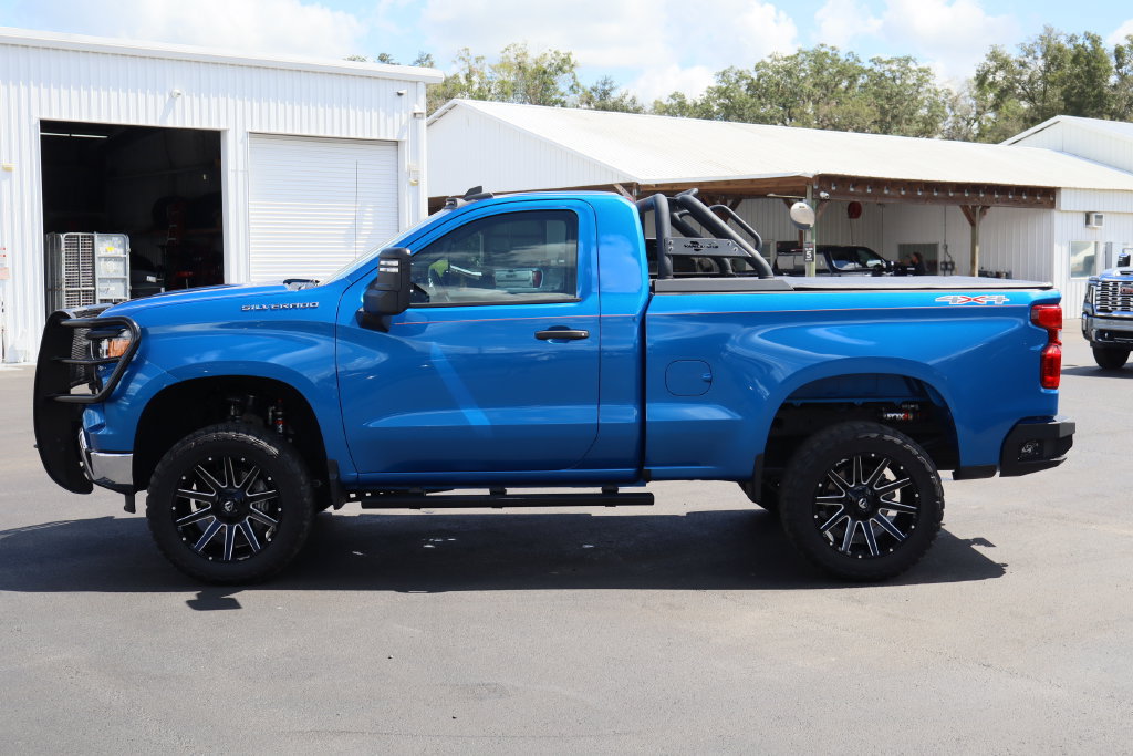 Used 2022 Chevrolet Silverado 1500 W/T w/ WT Value Package AWD/4WD image 6