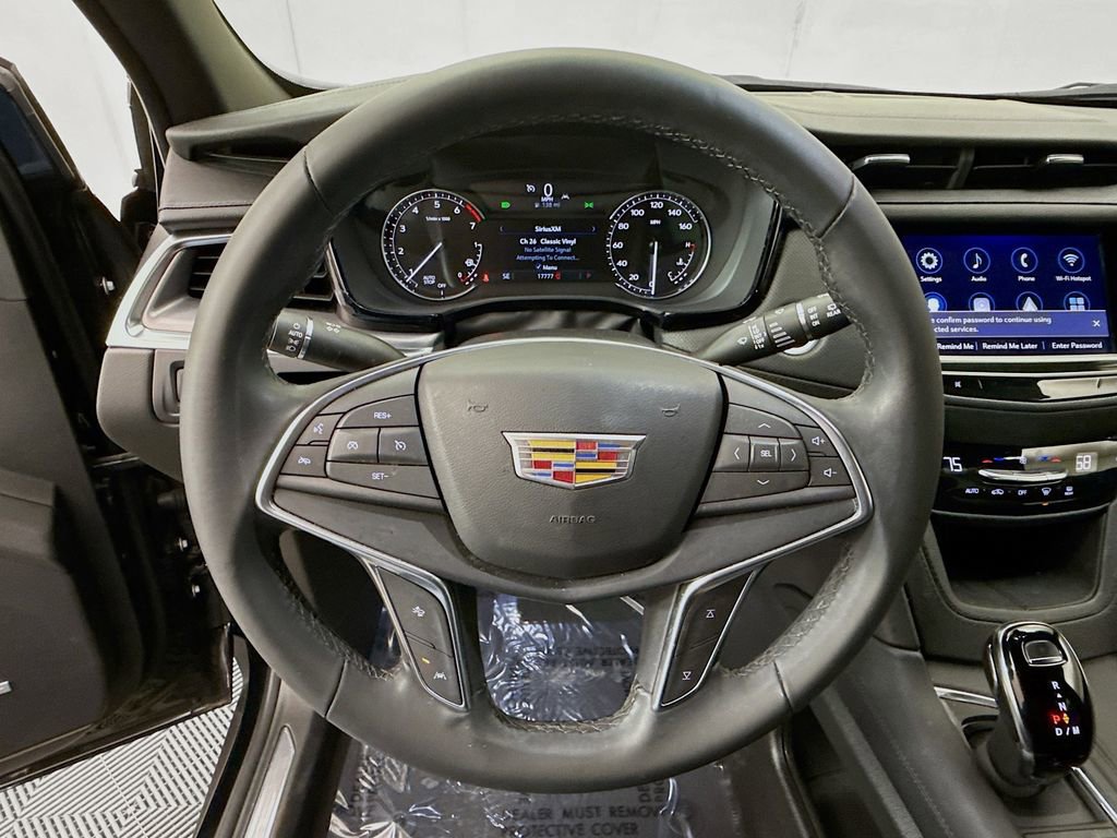 Used 2024 Cadillac XT5 Luxury FWD image 14