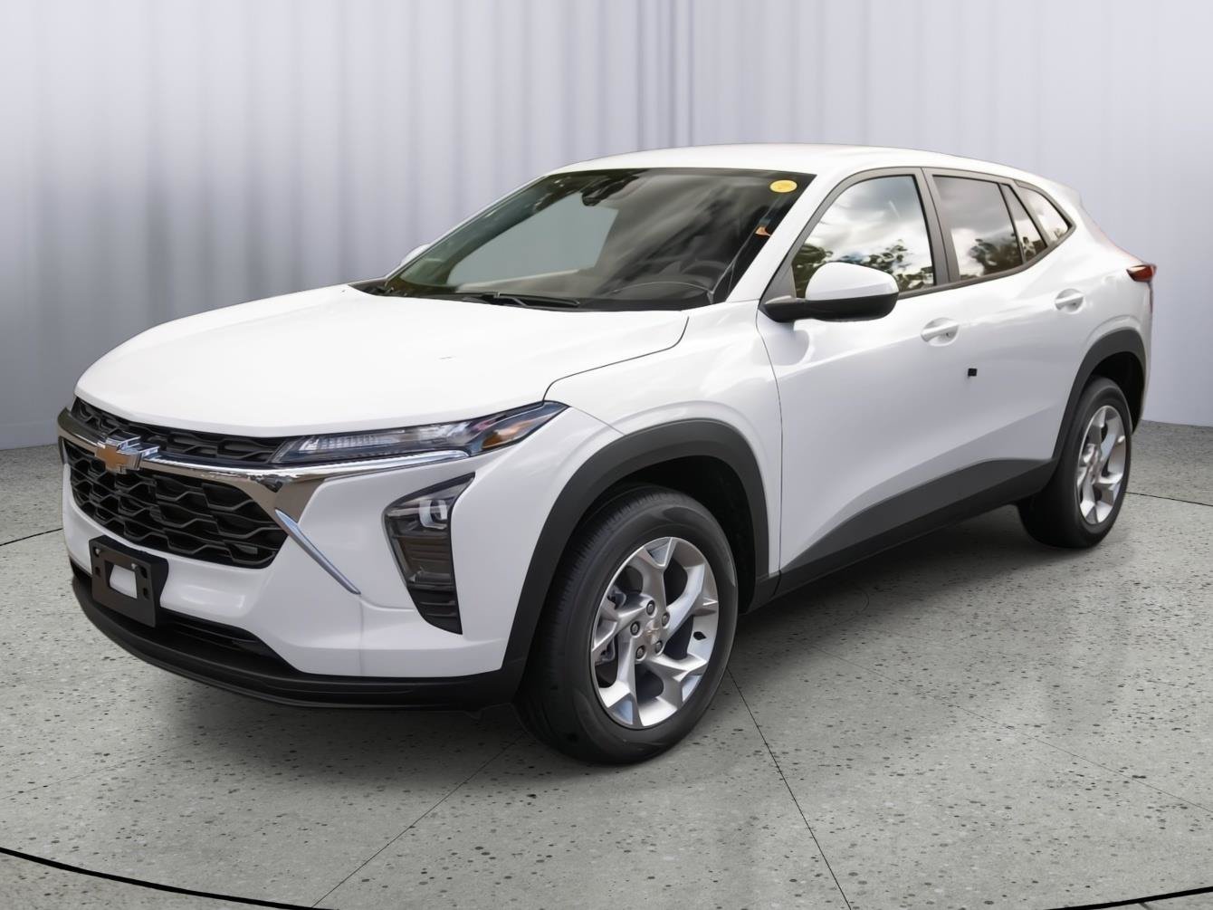 New 2026 Chevrolet Trax LS w/ LS Convenience Package FWD image 3