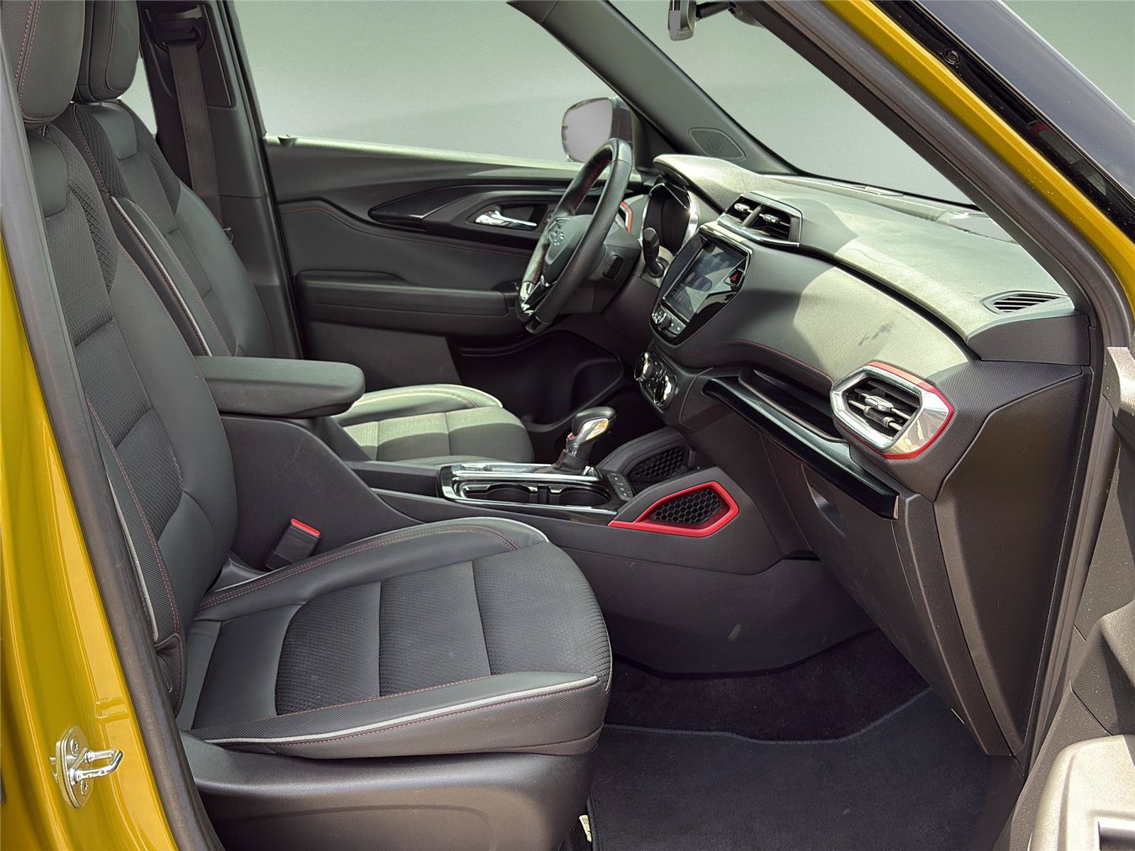 Certified 2023 Chevrolet TrailBlazer RS w/ Convenience Package AWD/4WD image 13