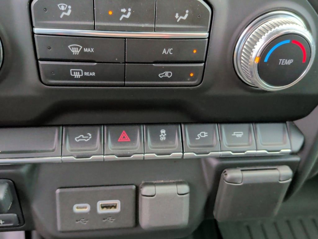 Used 2022 GMC Sierra 2500 Pro w/ Convenience Package RWD image 24