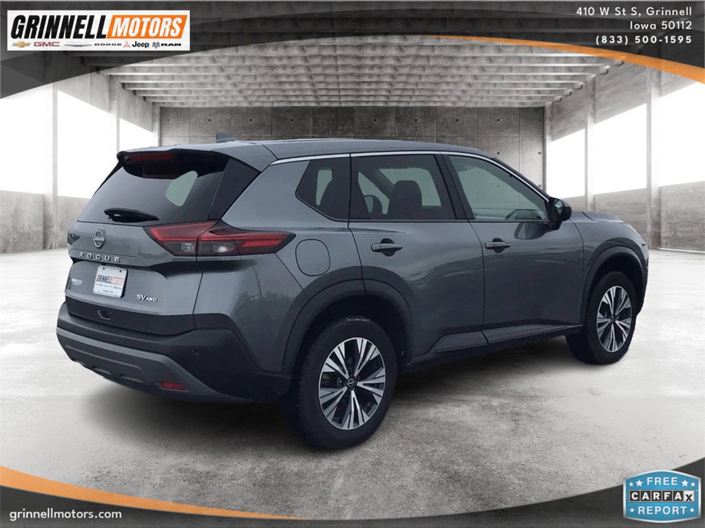 Used 2023 Nissan Rogue SV image 5