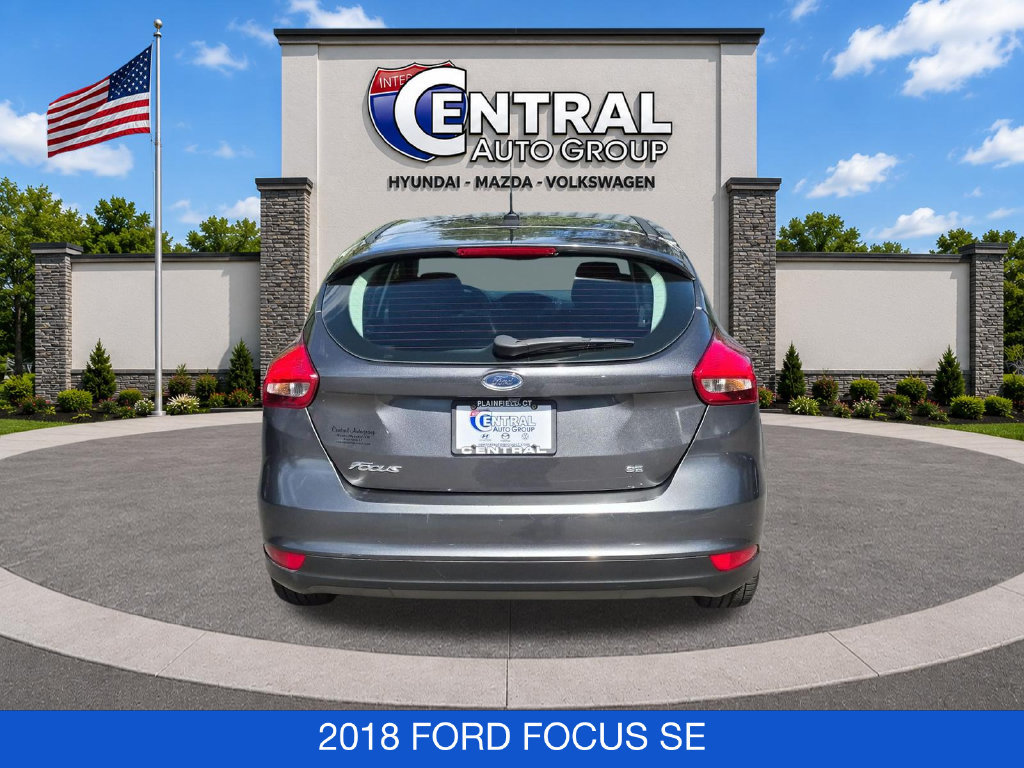 Used 2018 Ford Focus SE w/ Cold Weather Package FWD image 7