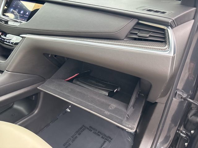 Certified 2023 Cadillac XT5 Sportv w/ Technology Package image 36