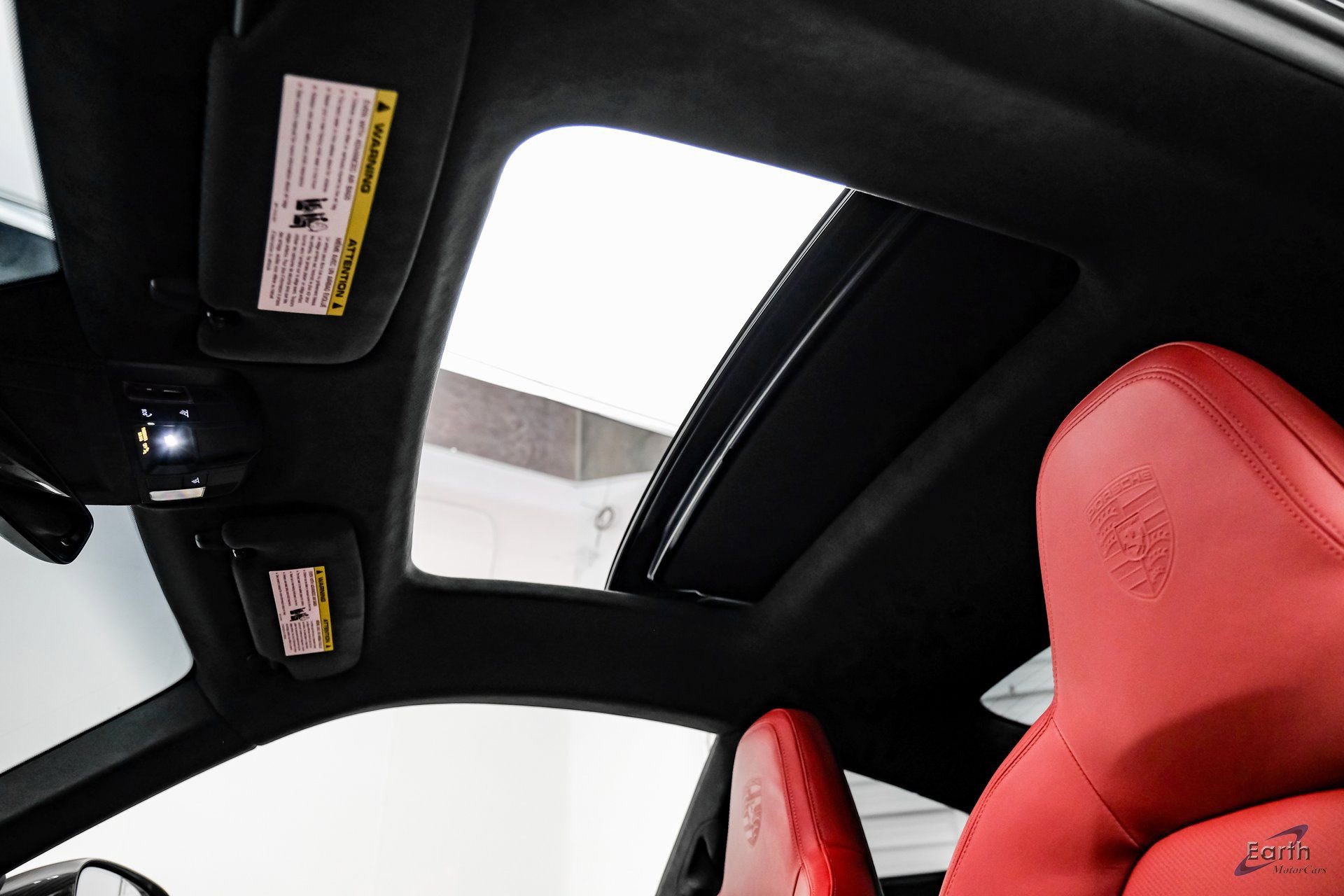 Used 2024 Porsche 911 Carrera GTS RWD image 37