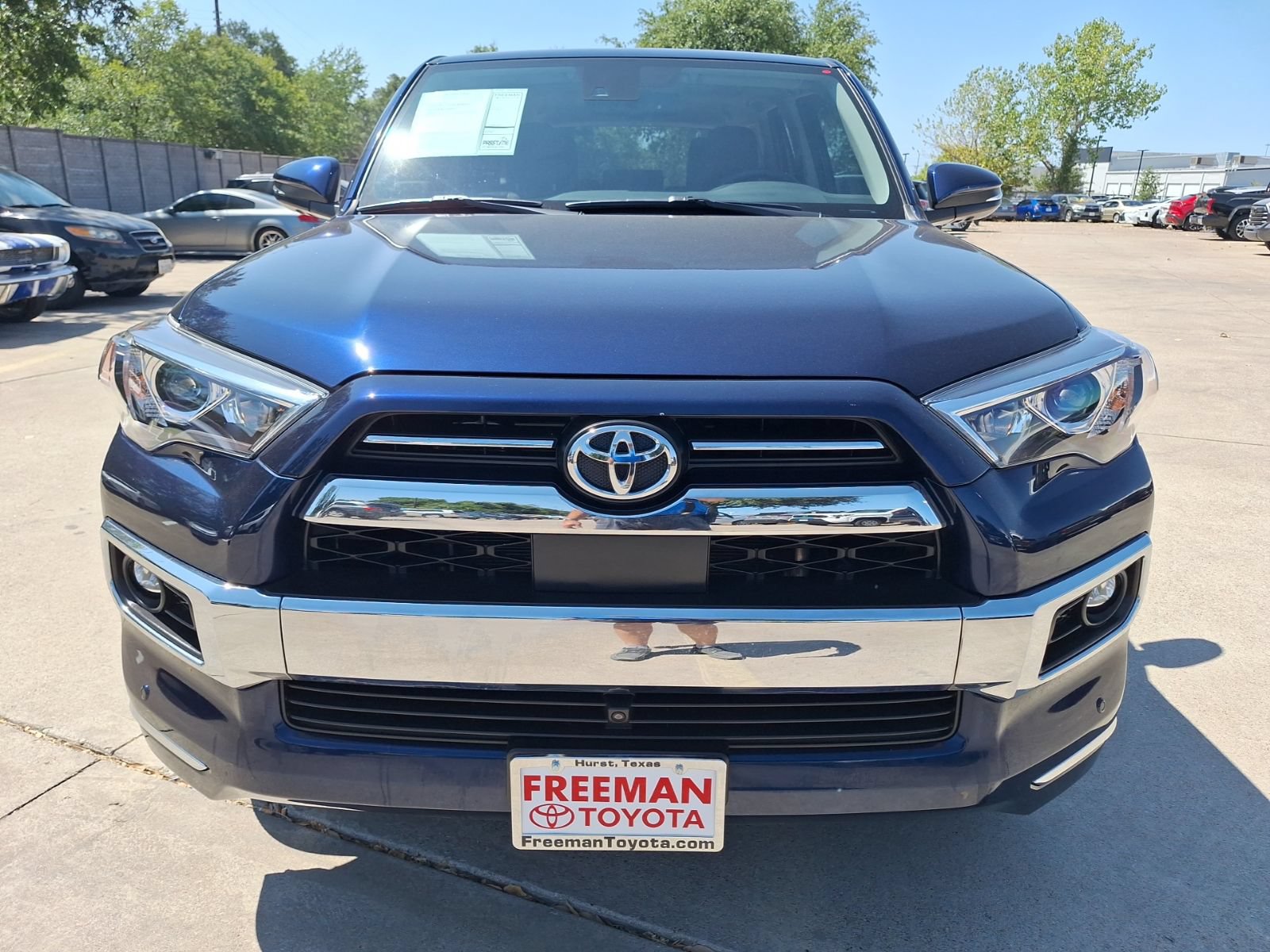 Used 2024 Toyota 4Runner Limited AWD/4WD image 9