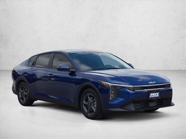 Used 2026 Kia K4 FWD image 3