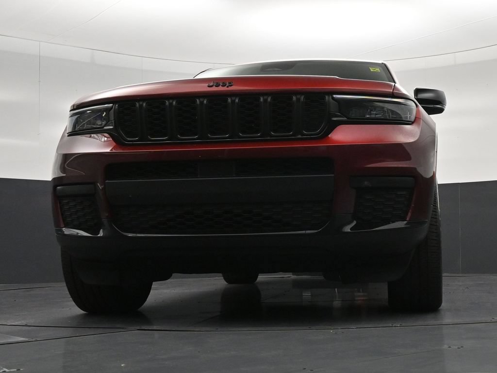 Used 2023 Jeep Grand Cherokee L Laredo AWD/4WD image 30