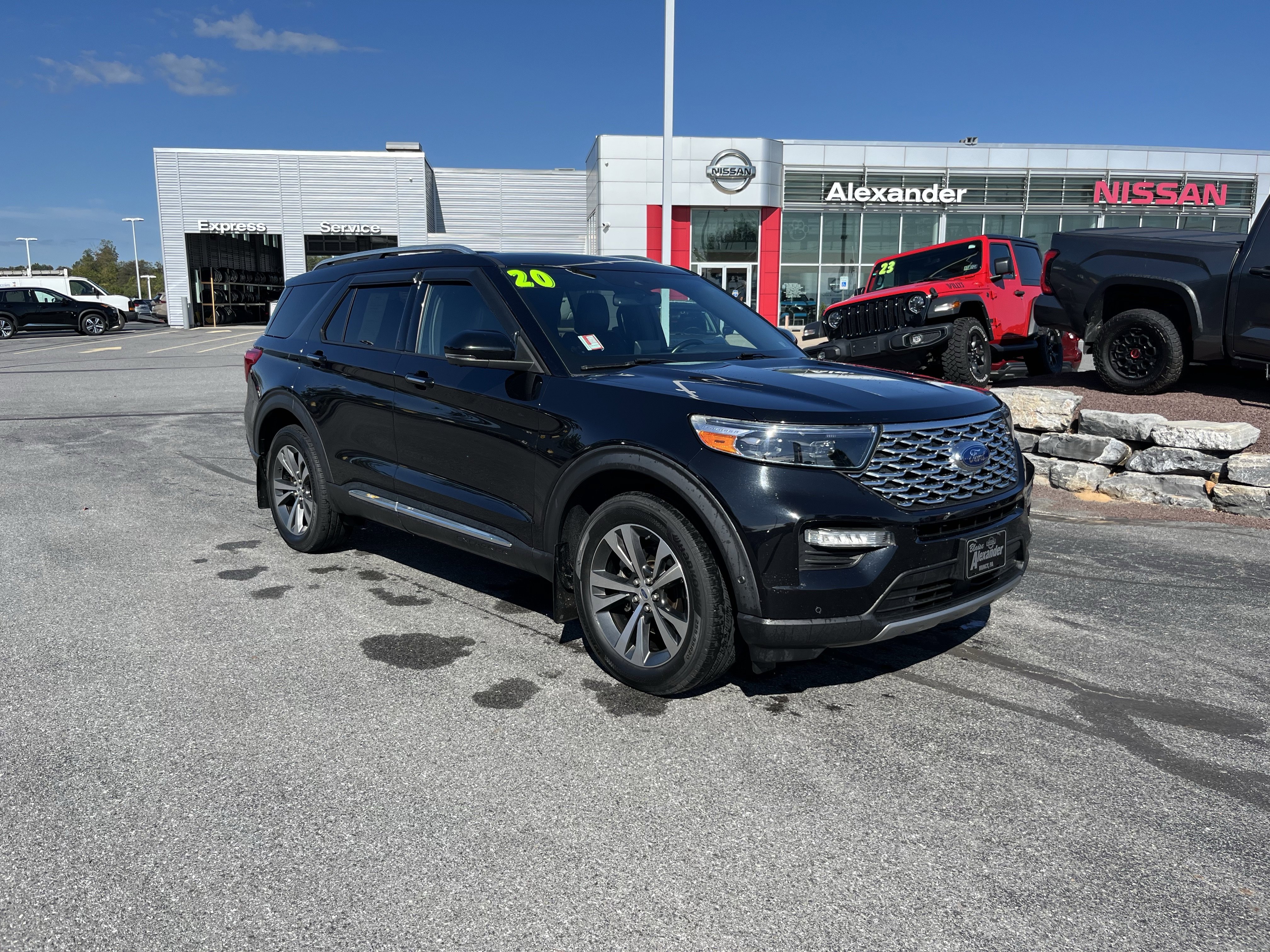 Used 2020 Ford Explorer Platinum w/ Premium Technology Package