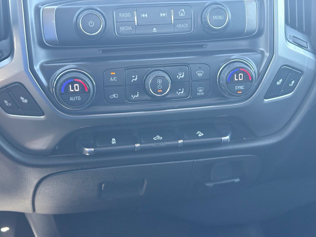 Used 2017 Chevrolet Silverado 1500 LT w/ All Star Edition AWD/4WD image 11