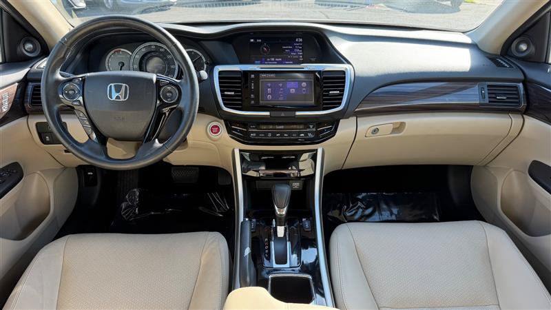 Used 2017 Honda Accord EX-L image 17