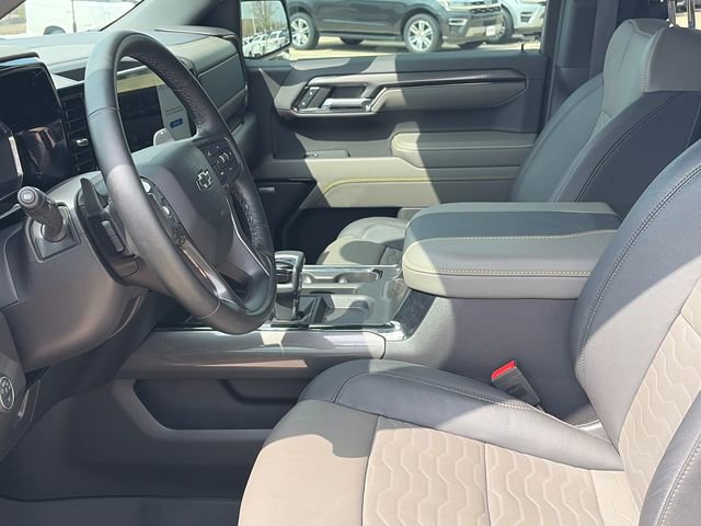 Used 2024 Chevrolet Silverado 1500 ZR2 image 20