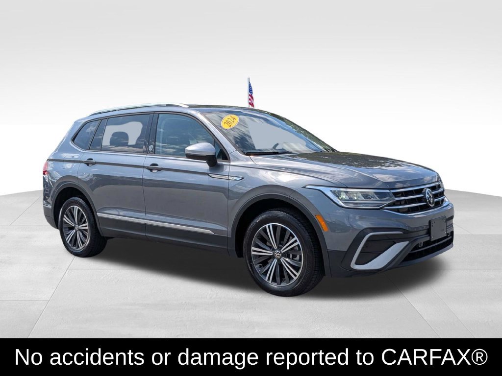 Used 2024 Volkswagen Tiguan Wolfsburg Edition AWD/4WD image 2