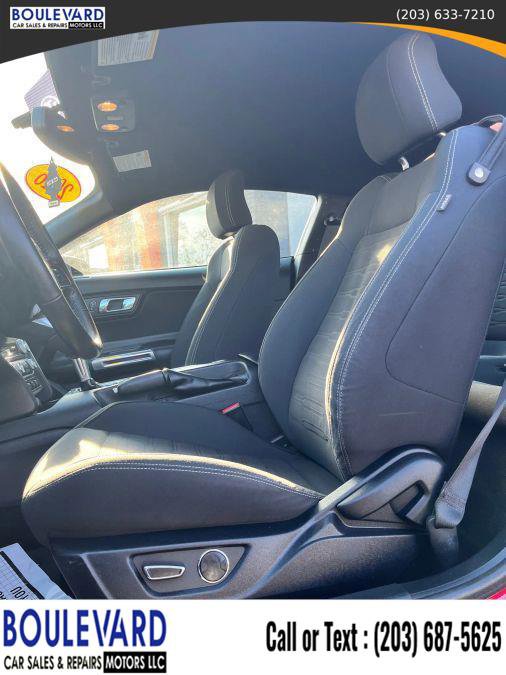 Used 2016 Ford Mustang Coupe image 11