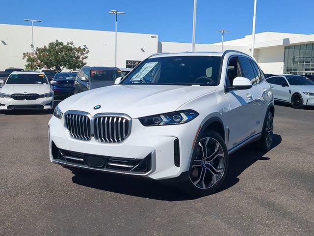 Used 2026 BMW X5 sDrive40i w/ Premium Package image 3