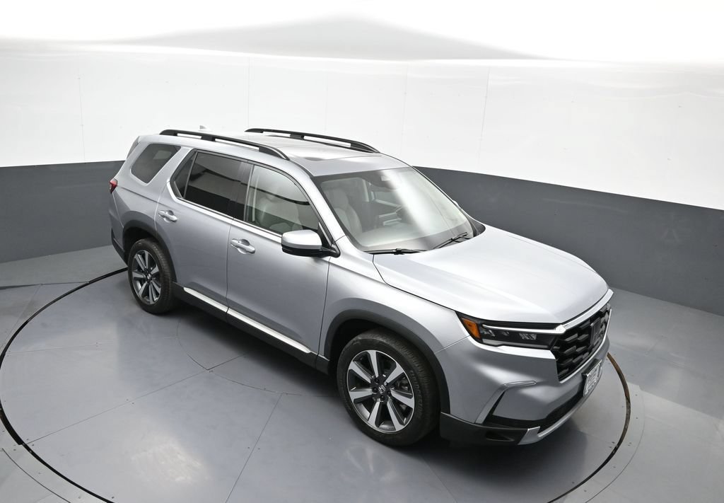 Certified 2023 Honda Pilot Touring image 42