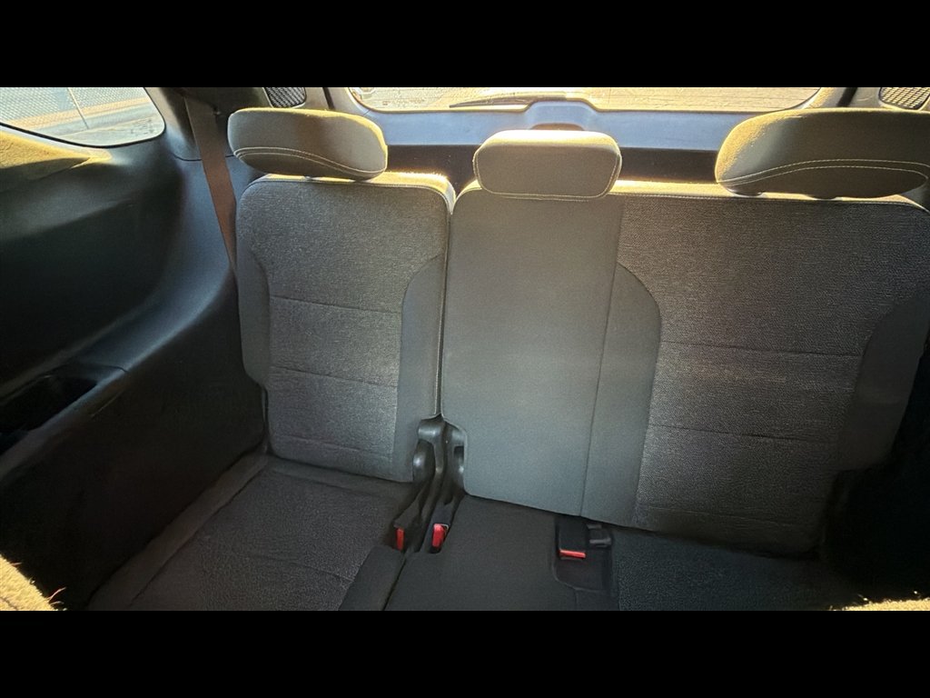 Used 2024 Chevrolet Traverse LT w/ LPO, Floor Liner Package AWD/4WD image 24