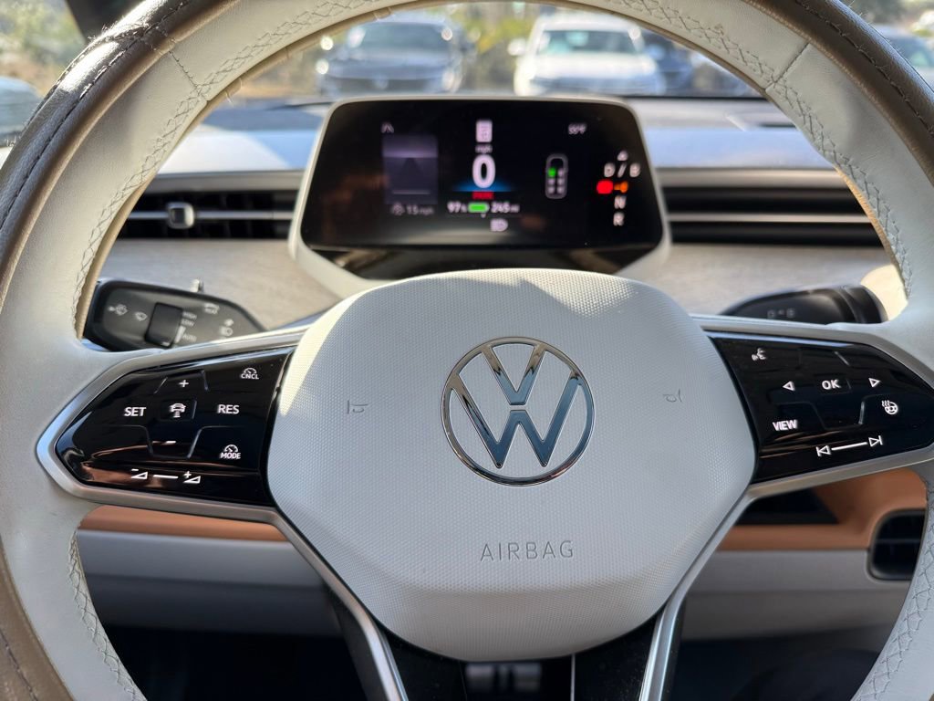 Used 2025 Volkswagen ID. Buzz 1st Edition image 26