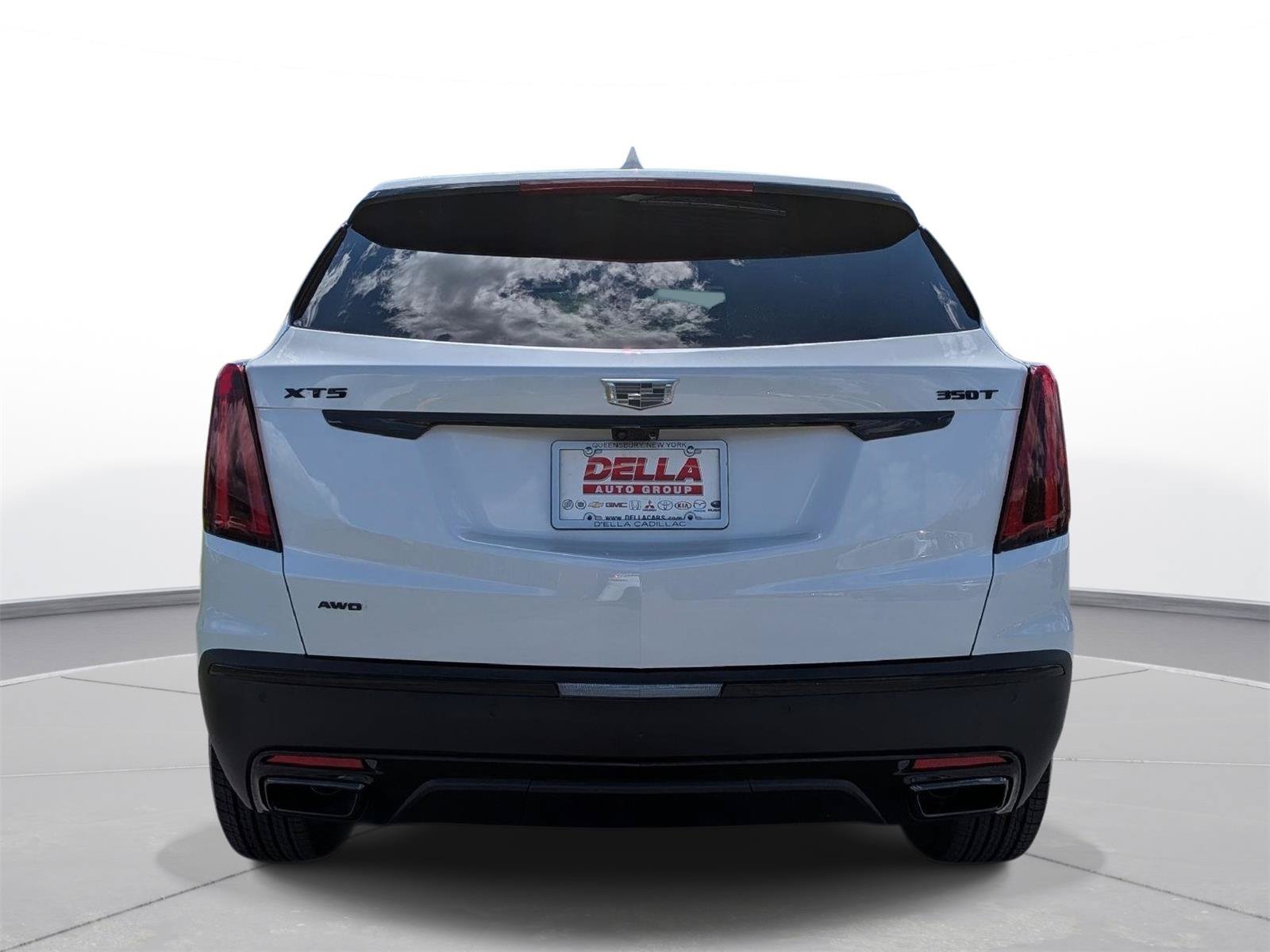 New 2026 Cadillac XT5 Premium Luxury w/ LPO, ONYX Package AWD/4WD image 9