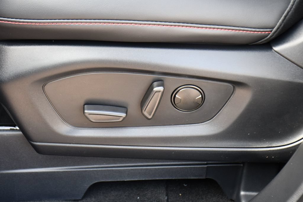 New 2026 Ford Explorer ST-Line w/ ST-Line Street Pack AWD/4WD image 14