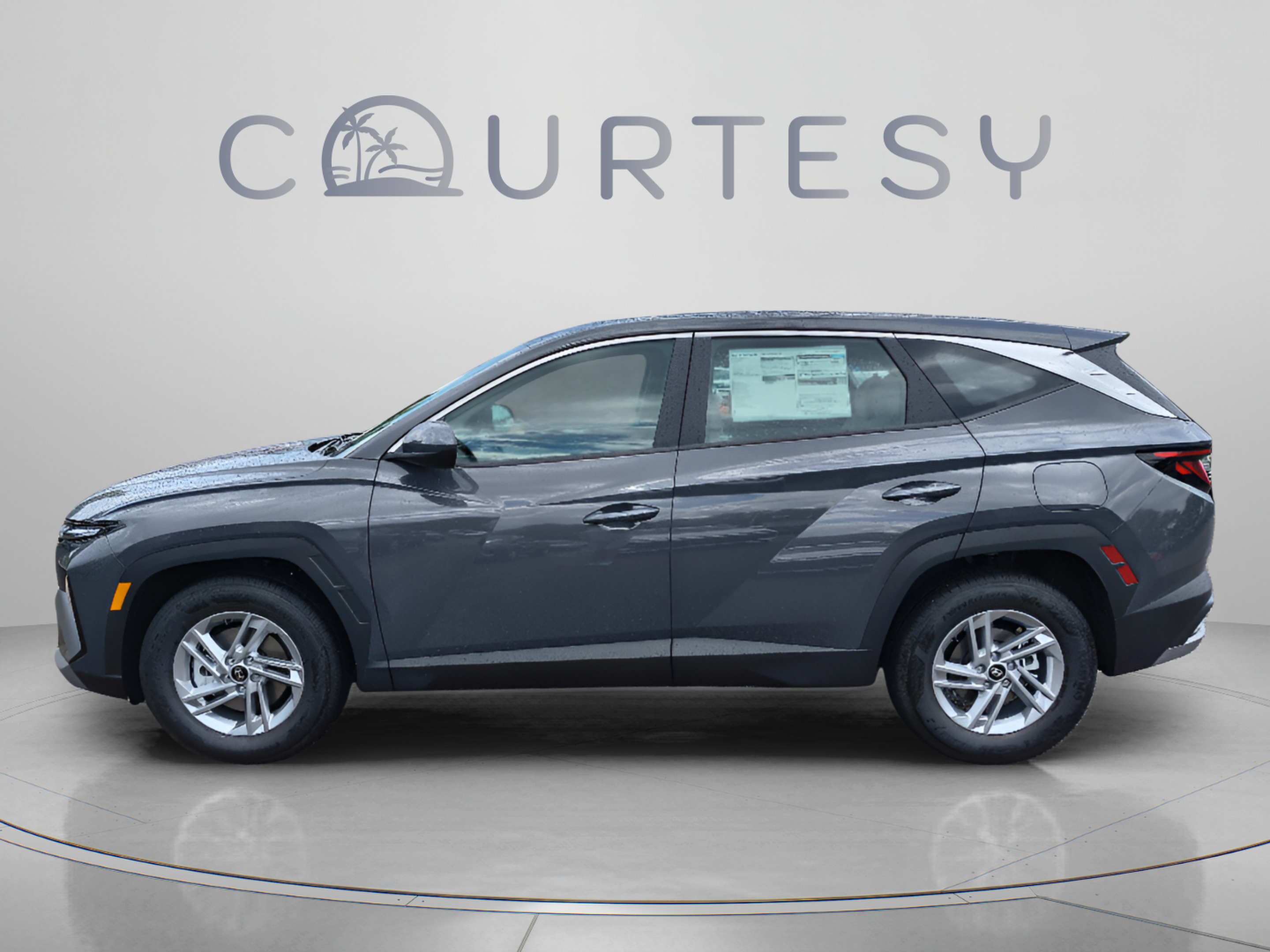 New 2026 Hyundai Tucson SE FWD image 2