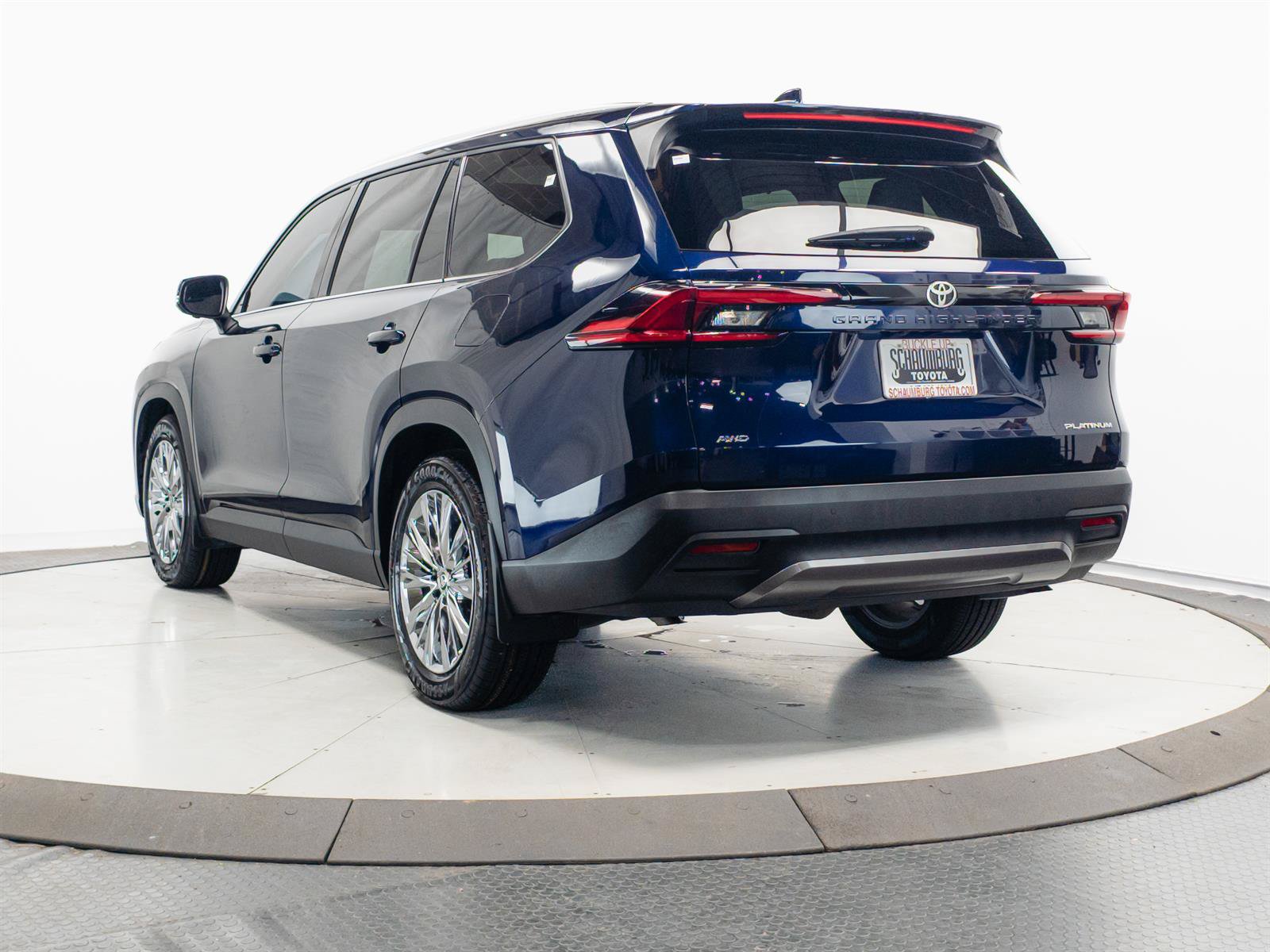Certified 2025 Toyota Grand Highlander AWD image 10