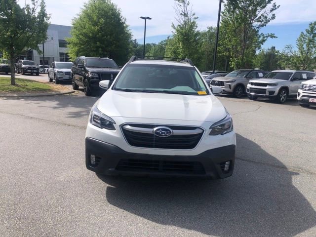 Used 2020 Subaru Outback Premium w/ Popular Package #1 AWD/4WD image 2