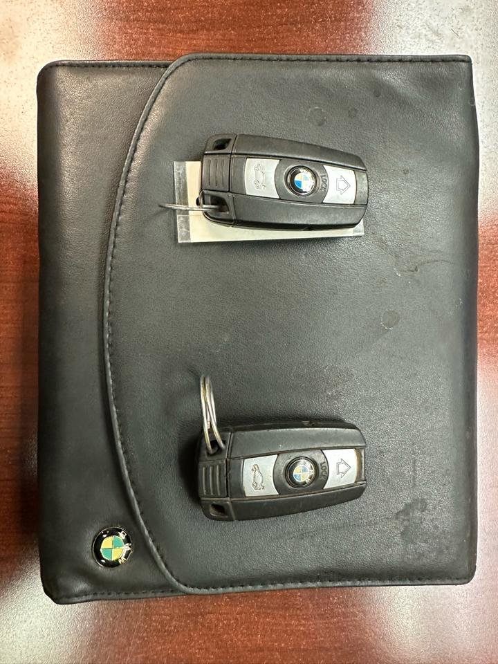 Used 2011 BMW 135i Convertible image 24