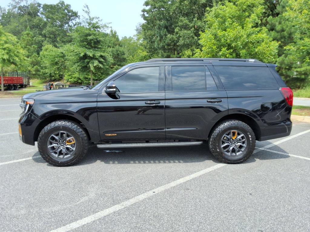 Used 2026 Ford Expedition Tremor AWD/4WD image 8
