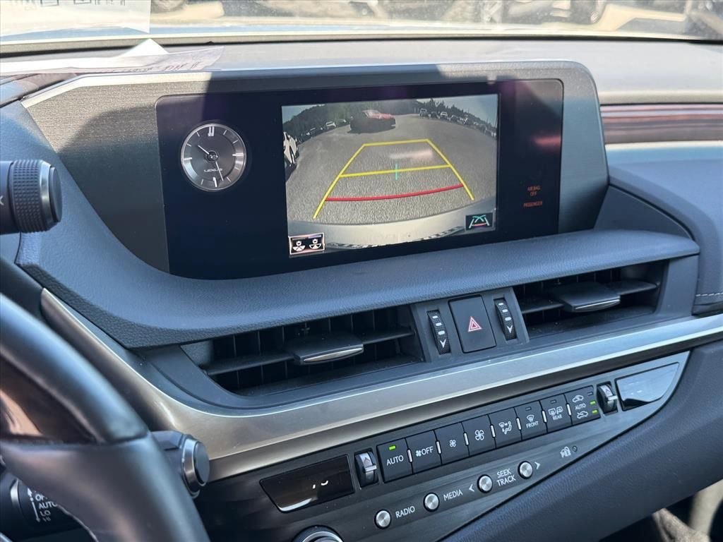 Used 2021 Lexus ES 300h w/ Premium Package FWD image 26