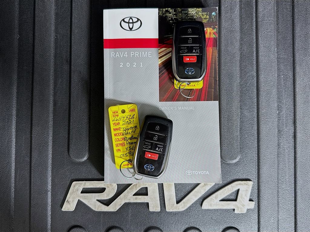 Certified 2021 Toyota RAV4 XSE w/ Premium Package AWD/4WD image 7