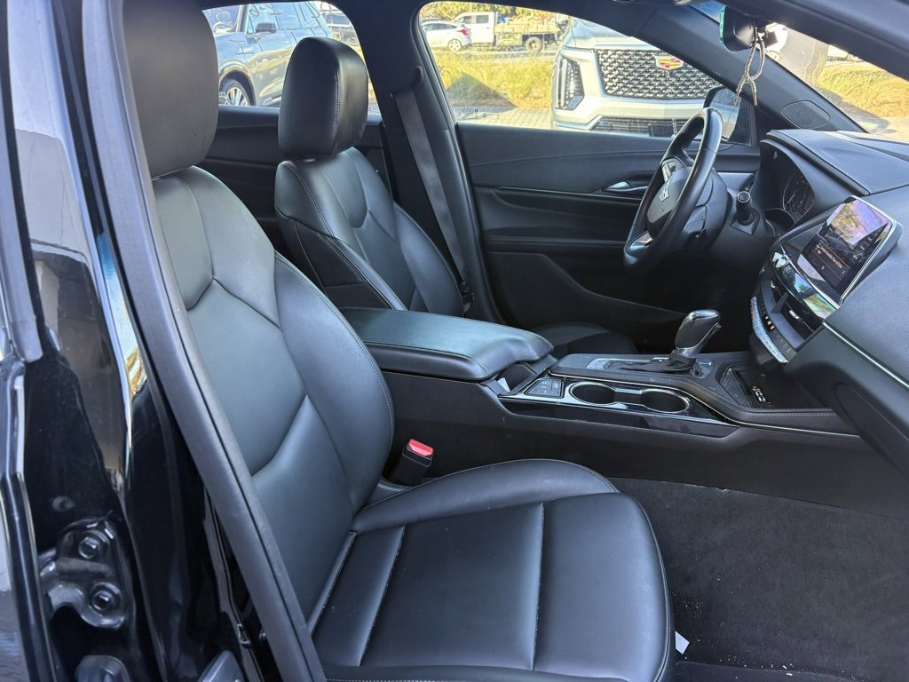 Used 2021 Cadillac CT4 Luxury w/ Sun And Sound Package image 15