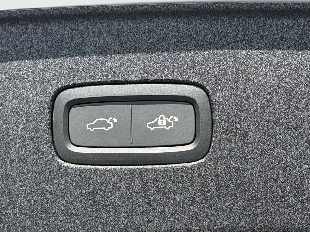 New 2026 Volvo EX90 Ultra AWD/4WD image 14