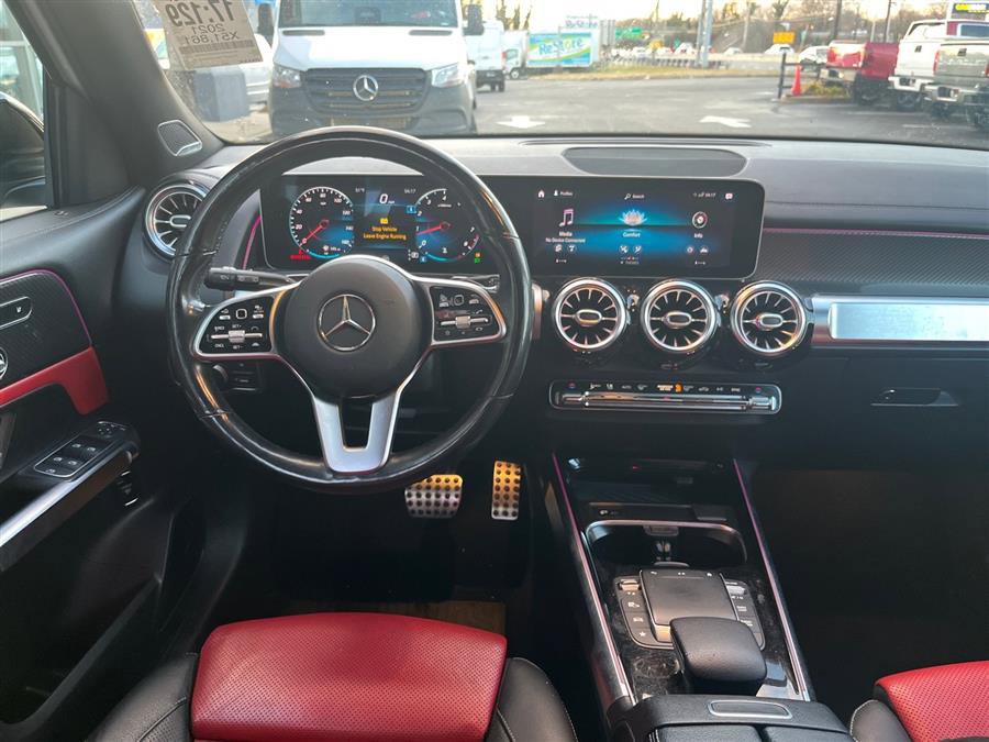 Used 2021 Mercedes-Benz GLB 250 4MATIC image 43
