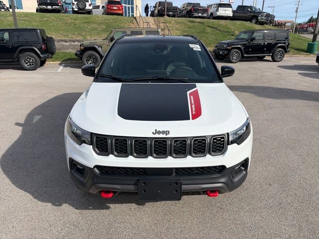 New 2026 Jeep Compass Trailhawk image 14