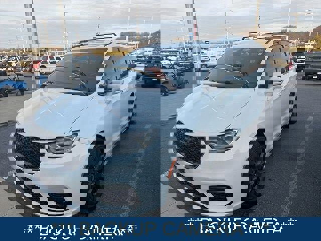 Used 2021 Chrysler Pacifica Limited w/ S Appearance Package video 3