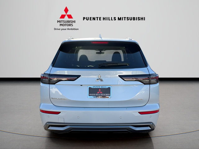 New 2026 Mitsubishi Outlander SEL FWD image 6
